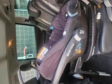 Maxi cosi pebble pro i size met 2 way base fix beschikbaar voor biedingen