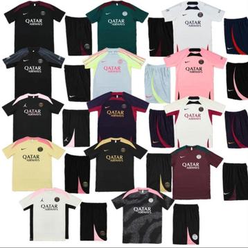 Voetbal Pakje - Kies Kleur & Maat! beschikbaar voor biedingen