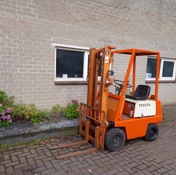 TOYOTA 2-FB9 COMPACT Mini Heftruck (Duplo 3 M) beschikbaar voor biedingen