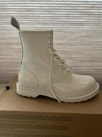 Dr. Martens wit maat 40, Ophalen of Verzenden, Zo goed als nieuw, Wit