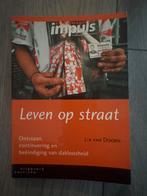 Leven op straat - Dakloosheid, Ophalen of Verzenden, Gelezen, Maatschappij en Samenleving, Nederland