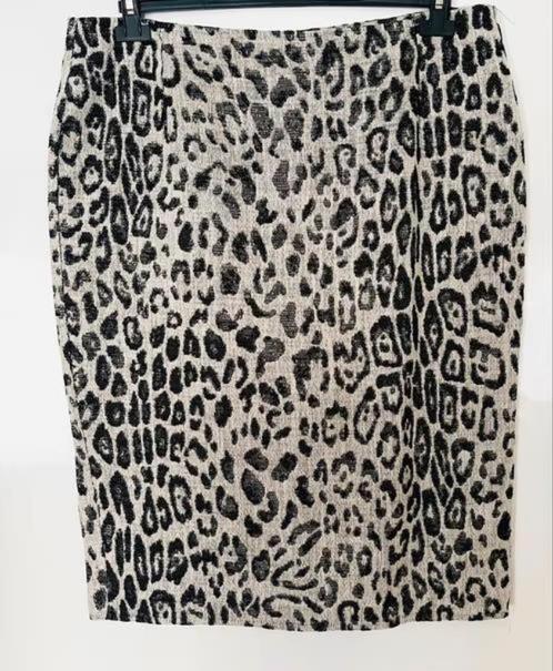 Purdey dierenprint rok maat 44[dmv], Kleding | Dames, Rokken, Zo goed als nieuw, Maat 42/44 (L), Overige kleuren, Knielengte, Ophalen of Verzenden