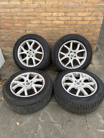 velgen met Goodyear All-season 18 inch VW Transporter T5 T6 beschikbaar voor biedingen
