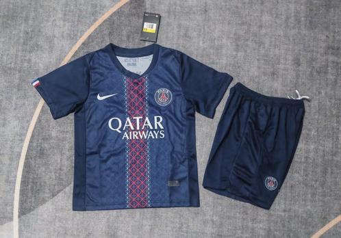 25/26 PSG thuis kidsset beschikbaar maat 16 t.e.m. 28, Kleding | Heren, Sportkleding, Nieuw, Voetbal, Maat 46 (S) of kleiner, Blauw
