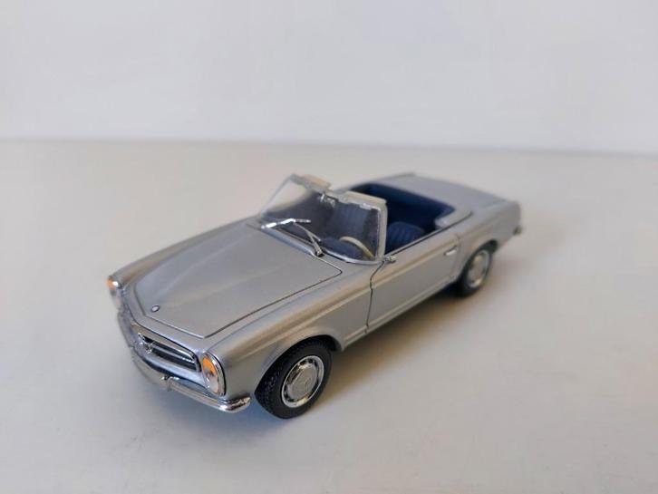 Minichamps 032230 Mercedes-Benz 280 SL open top zilver, Hobby en Vrije tijd, Modelauto's | 1:43, Zo goed als nieuw, Auto, MiniChamps
