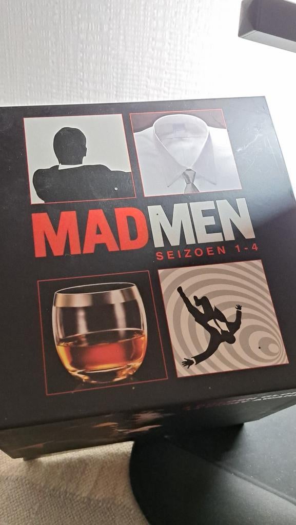 Luxe uitvoering MAD MEN  seizoen 1/2/3 en 4, Cd's en Dvd's, Dvd's | Tv en Series, Vanaf 12 jaar, Ophalen of Verzenden, Zo goed als nieuw
