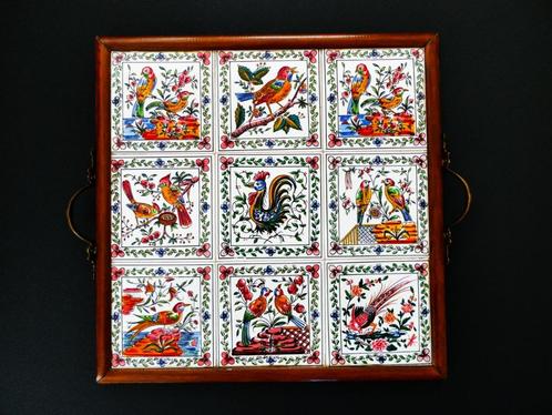 Dienblad met tegeltableau met 9 tegels van vogels, Antiek en Kunst, Antiek | Wandborden en Tegels, Ophalen of Verzenden