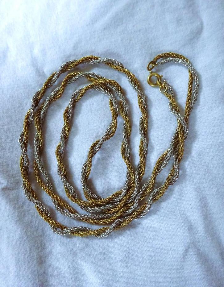 Zilver & goudkleurige lange ketting om elkaar gedraaid snoer, Sieraden, Tassen en Uiterlijk, Kettingen, Gebruikt, Overige materialen