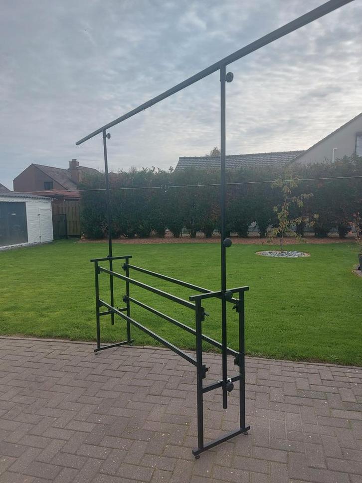 Dj booth tafel + lichtstatief in één, Muziek en Instrumenten, Licht en Laser, Licht, Ophalen