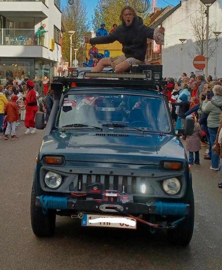 Lada niva, Auto's, Lada, Particulier, Niva, 4x4, Dakrails, Trekhaak, LPG, Euro 4, SUV of Terreinwagen, Handgeschakeld, Ophalen