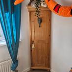 Hoekkast geloogd grenen, Ophalen of Verzenden, Zo goed als nieuw