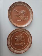 Twee decoratieve borden met Griekse mythologie, Antiek en Kunst, Ophalen of Verzenden