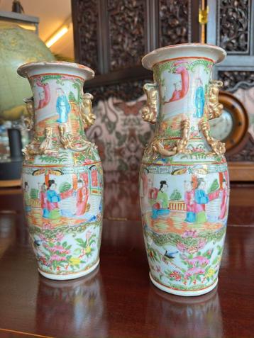 Set van 2 Chinese Vazen Kantonees beschikbaar voor biedingen