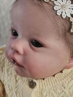 Reborn baby girl Primrose wakker, Verzamelen, Poppen, Ophalen of Verzenden, Nieuw, Babypop, Levensecht of Reborn