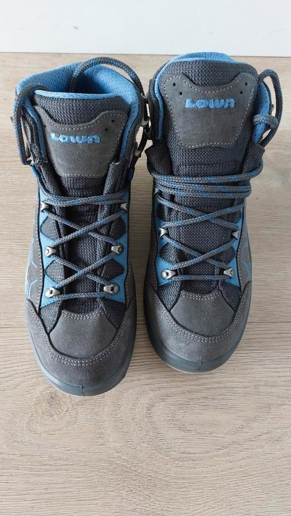 Lowa Kody Evo wandelschoenen Maat 35, Kinderen en Baby's, Kinderkleding | Schoenen en Sokken, Zo goed als nieuw, Schoenen, Jongen of Meisje