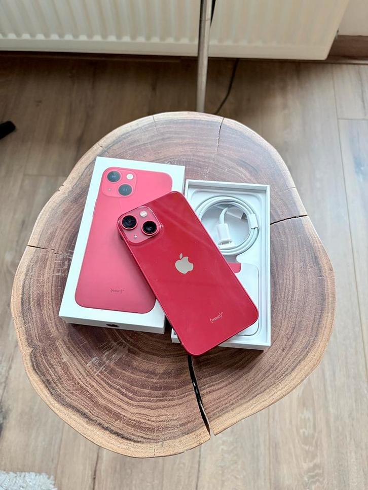 Apple iPhone 13 mini in de kleur rood, met 128 GB opslag., Spelcomputers en Games, Spelcomputers | Nintendo Switch Lite, Zo goed als nieuw