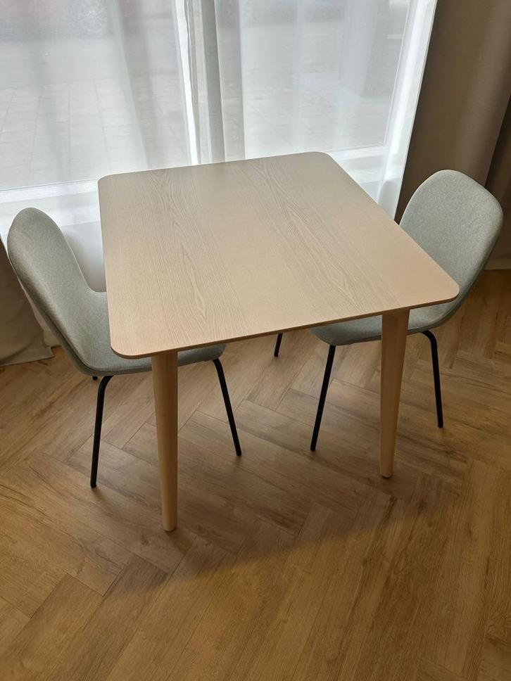 Compact dining table IKEA Lisabo, Huis en Inrichting, Tafels | Eettafels, Zo goed als nieuw, 50 tot 100 cm, 50 tot 100 cm, Vier personen