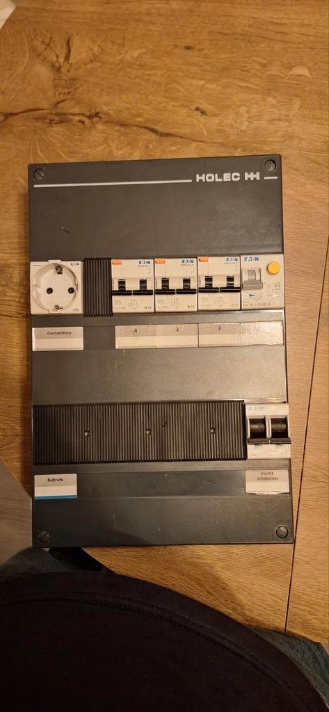 Eaton 1-fase meterkast met 4 aardlekautomaten, Doe-het-zelf en Verbouw, Elektra en Kabels, Ophalen of Verzenden