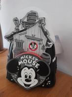 Disney Loungefly Mickey Mouse club, Ophalen of Verzenden, Mickey Mouse, Nieuw