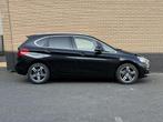 BMW 2-serie Active Tourer 218i Sport | Sportleder | Head Up, 136 pk, Gebruikt, Lichtsensor, Zwart
