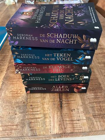 Deborah Harkness - All Souls Trilogie + extra delen beschikbaar voor biedingen