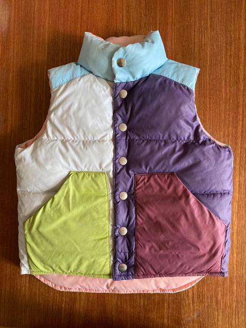 Dubbelzijdige bodywarmer maat 92/98 met colour block effect, Kinderen en Baby's, Kinderkleding | Maat 98, Zo goed als nieuw, Jongen of Meisje
