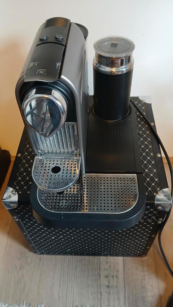 Krups Nespresso Koffiemachine met Cupjes, Witgoed en Apparatuur, Koffiezetapparaten, Gebruikt, Koffiemachine, Ophalen