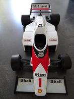 McLaren / Formule 1 / Burago Schaal 1 : 24, Hobby en Vrije tijd, Modelauto's | 1:24, Ophalen of Verzenden, Zo goed als nieuw, Auto