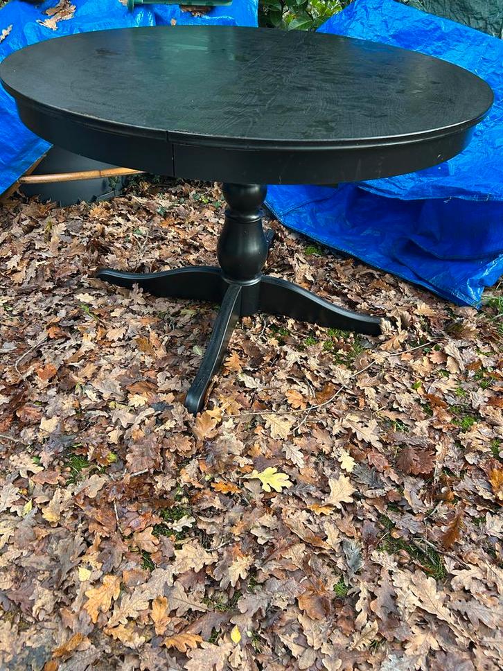 IKEA Ingatorp Zwarte Uitschuifbare Eettafel, Huis en Inrichting, Tafels | Eettafels, Gebruikt, 100 tot 150 cm, Vier personen, Rond