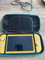 Nintendo Switch Lite + Hoes, Screenprotector & 4 Games, Spelcomputers en Games, Spelcomputers | Nintendo Switch Lite, Ophalen of Verzenden