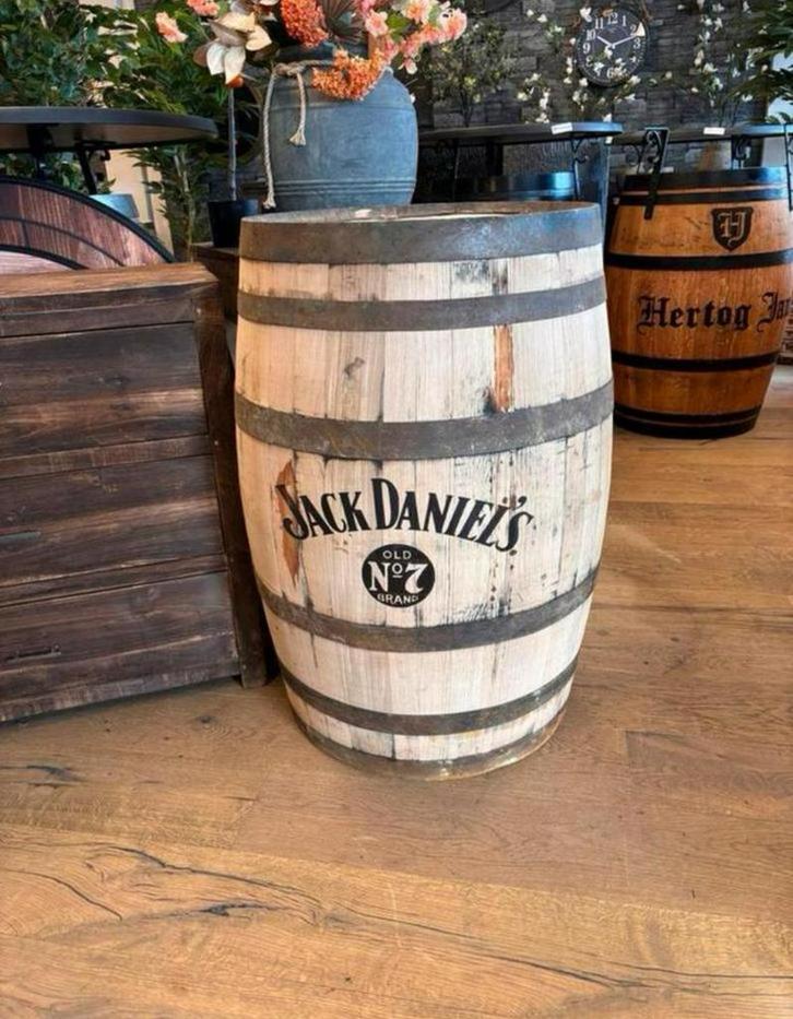 Whiskeyvat met logo, Tuin en Terras, Regentonnen, Zo goed als nieuw, 150 liter of meer, Ophalen