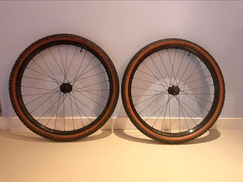 Hunt 650b gravel wielset + Pirelli Cinturato Gravel M 50mm, Fietsen en Brommers, Fietsonderdelen, Zo goed als nieuw, Racefiets