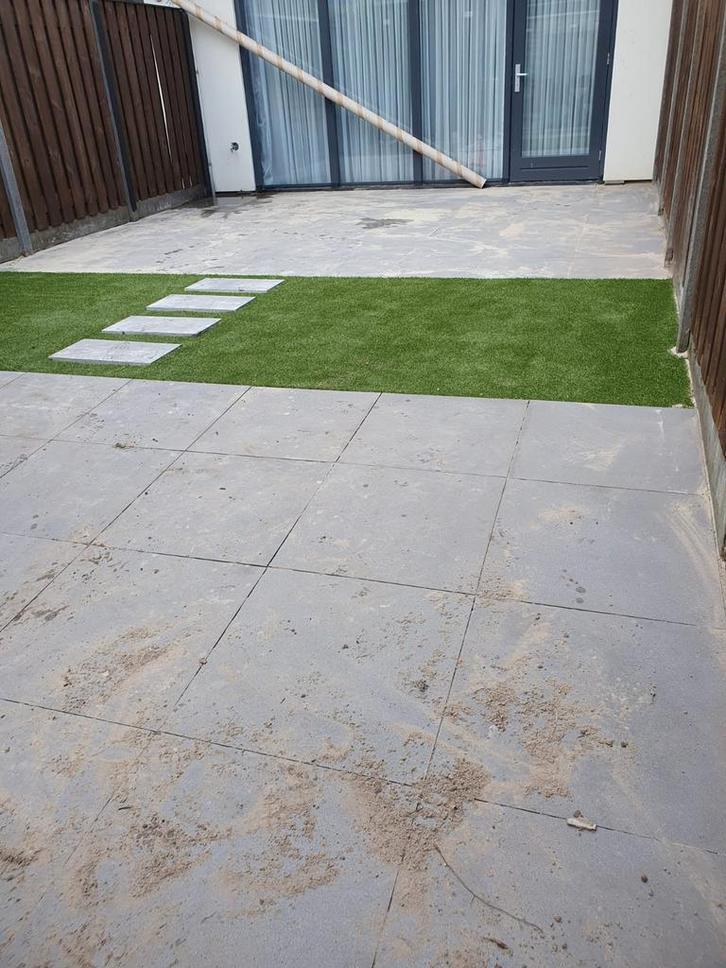 Stratenmaker, Diensten en Vakmensen, Tuinmannen en Stratenmakers, Bestrating