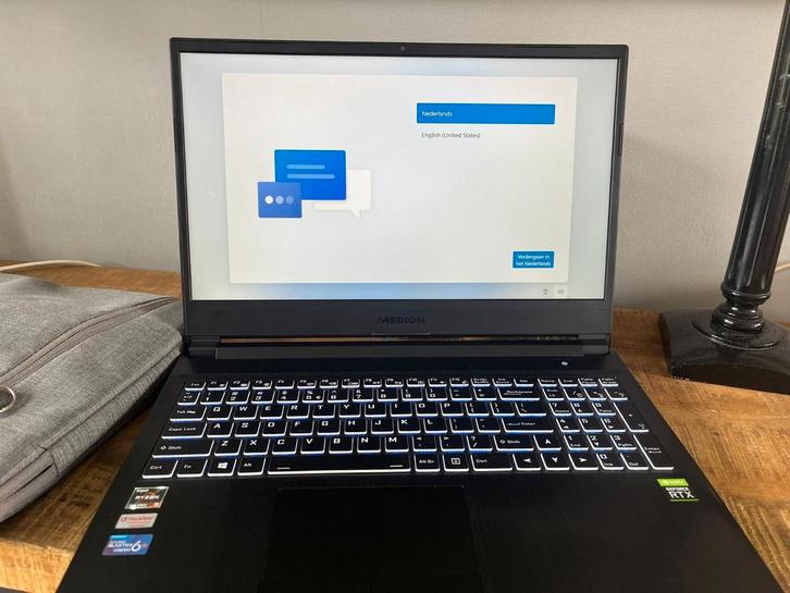 Medion Erazer crawler E25 gaminglaptop, Computers en Software, Windows Laptops, Zo goed als nieuw, 15 inch, SSD, Gaming, Ophalen of Verzenden
