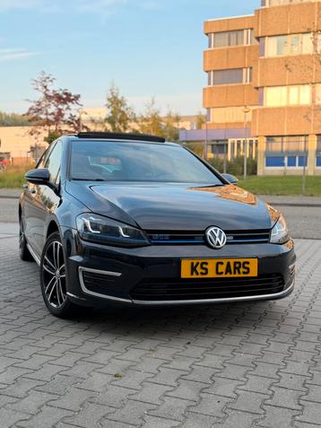 Volkswagen Golf 7 GTE 1.4 TSI Phev 204pk Panorama! beschikbaar voor biedingen