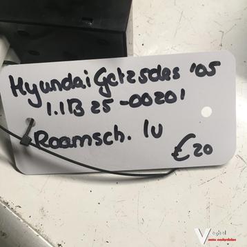 Hyundai Getz 5drs 1.1B 2005 2500201 Raamschakelaars Linksvoo beschikbaar voor biedingen