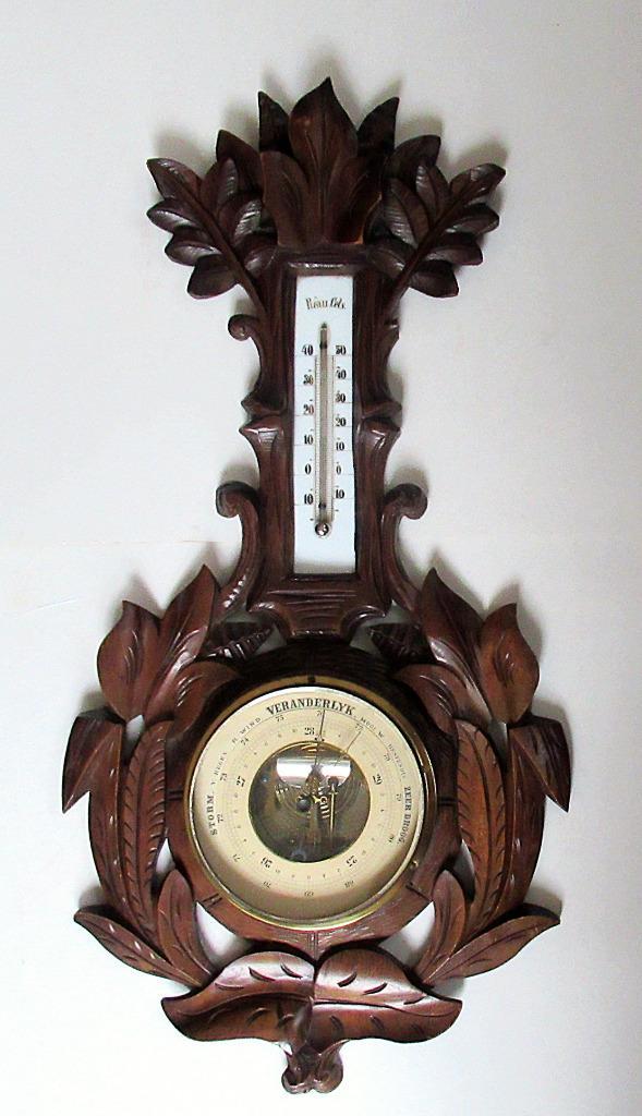 Antiek wand weerstation met houtsnijwerk uit het Zwarte Woud, Antiek en Kunst, Kunst | Beelden en Houtsnijwerken, Ophalen of Verzenden