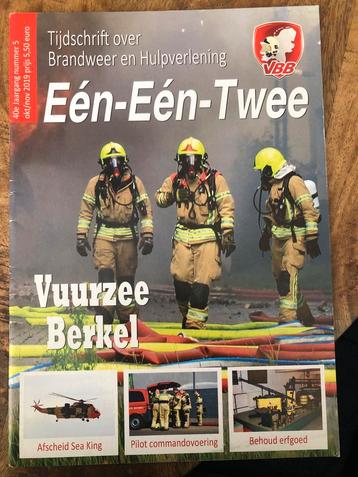 Eén-Eén-Twee Tijdschrift - Brandweer en Hulpverlening beschikbaar voor biedingen