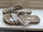 Ugg sandalen maat 40, Ophalen of Verzenden, Gedragen, Beige, Sandalen of Muiltjes