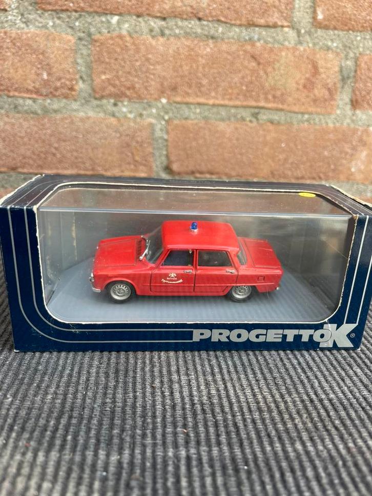 1:43 PROGETTO K ALFA ROMEO GIULIA ‘VIGILI DEL FUOCO’…20,-, Hobby en Vrije tijd, Modelauto's | 1:43, Zo goed als nieuw, Auto, Overige merken