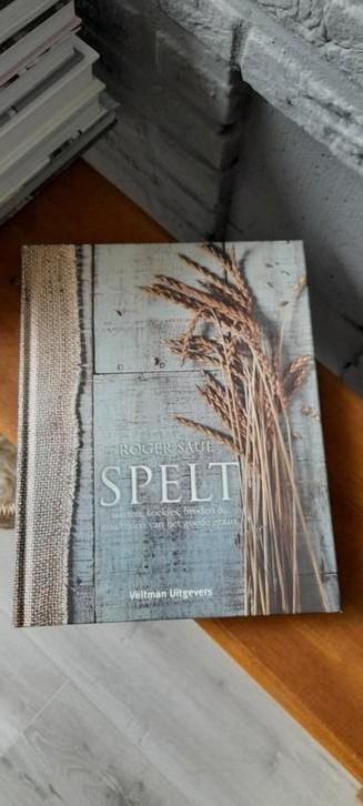 Gebonden kookboek: Spelt, Roger Saul, als nieuw !  beschikbaar voor biedingen