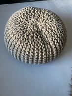 Mooie gevlochten grijze poef, Ophalen, Zo goed als nieuw, Rond, Minder dan 50 cm