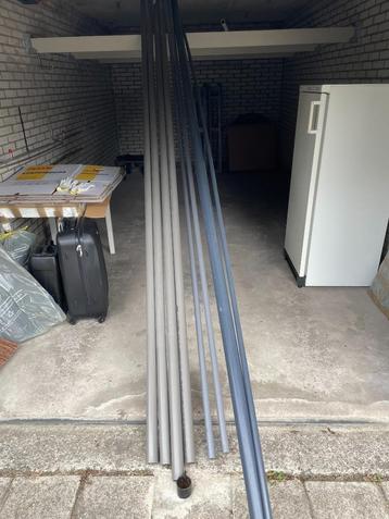 Diverse PVC afvoerbuizen en drukbuizen beschikbaar voor biedingen