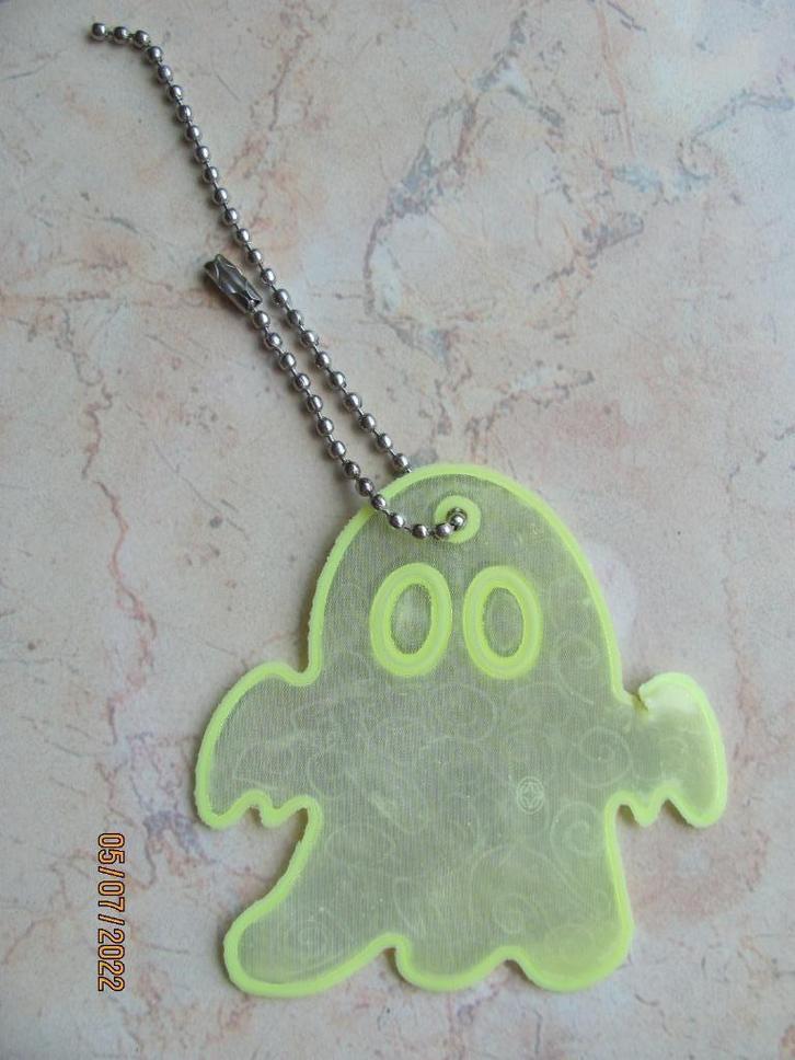 NIEUWSTAAT gele REFLECTOR sleutelhanger SPOOK Ikea PATRULL, Kinderen en Baby's, Overige Kinderen en Baby's, Zo goed als nieuw