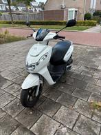 Peugeot Kisbee 2021 | 45km/u, Ophalen, Zo goed als nieuw, Benzine, Overige modellen