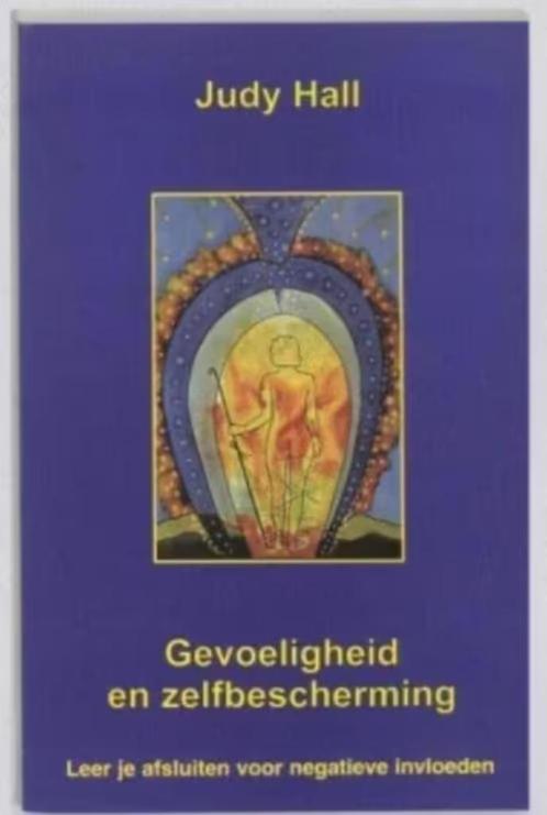 Gevoeligheid en zelfbescherming (Judy Hall), Boeken, Esoterie en Spiritualiteit, Zo goed als nieuw, Achtergrond en Informatie