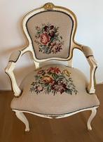 Vintage Lodewijk XV stijl stoel geborduurd, Antiek en Kunst, Antiek | Meubels | Stoelen en Banken, Ophalen of Verzenden