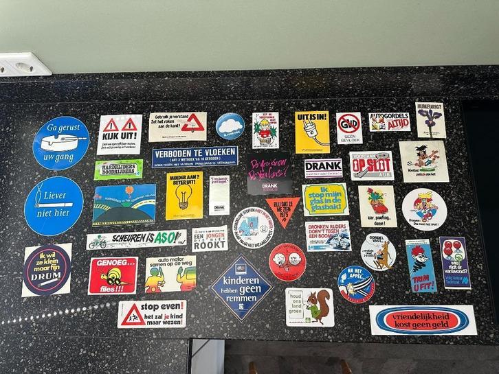 Verzameling stickers spotjes overheid leerzaam roken verkeer, Verzamelen, Stickers, Gebruikt, Overige typen, Ophalen of Verzenden