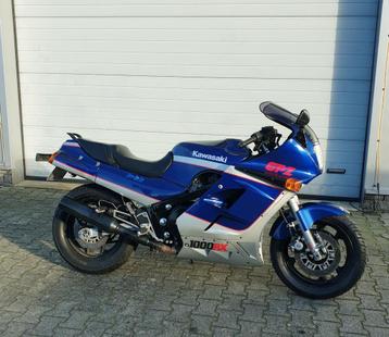 Gezocht motoren  Gpz , vfr , zxr , cbr , gsxr ,  beschikbaar voor biedingen