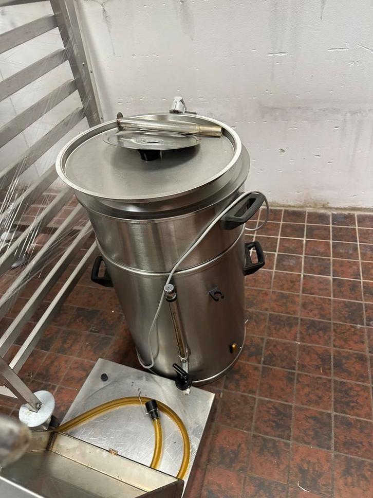 Professionele Koffieketel - Horeca, Huis en Inrichting, Keuken | Keukenbenodigdheden, Gebruikt, Ophalen